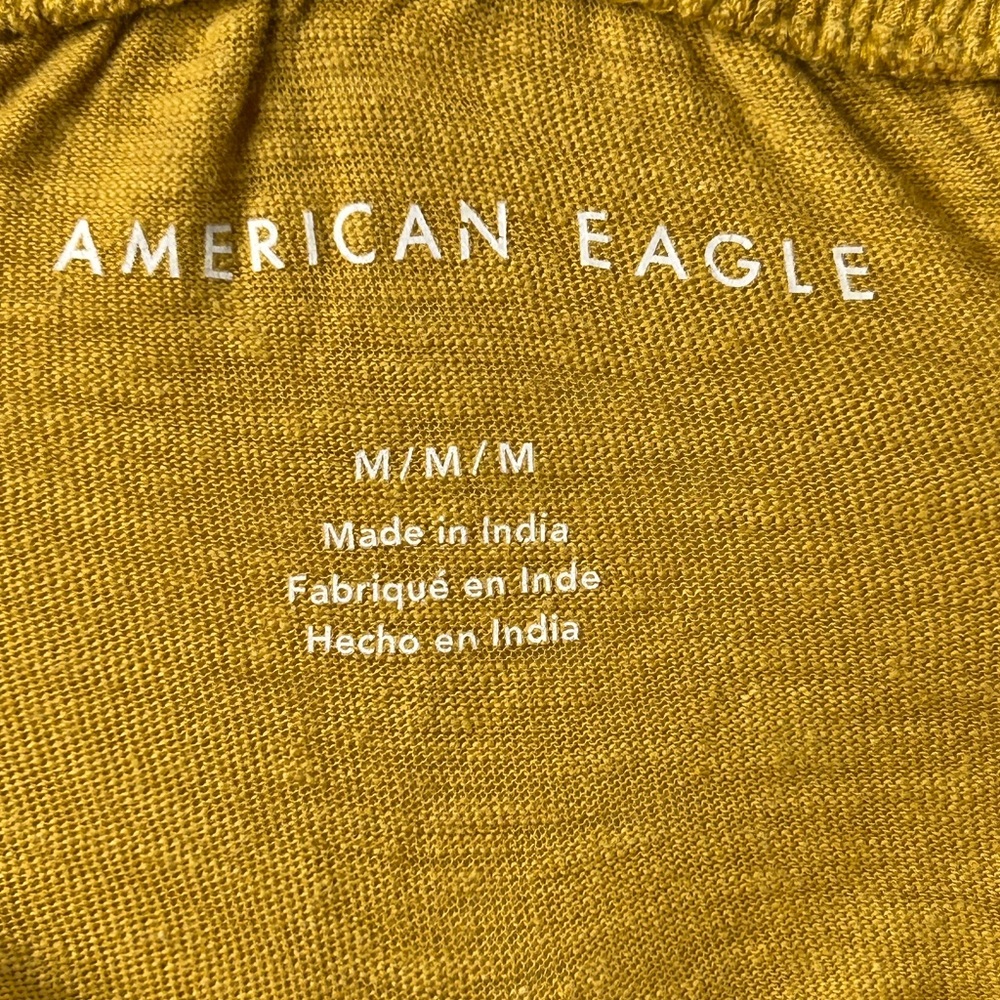American Eagle Embroidered Size Medium Top - Picture 5 of 9